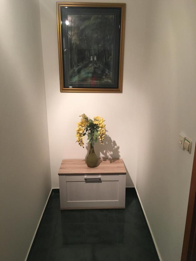 House Klarin Apartment Йезера Екстериор снимка
