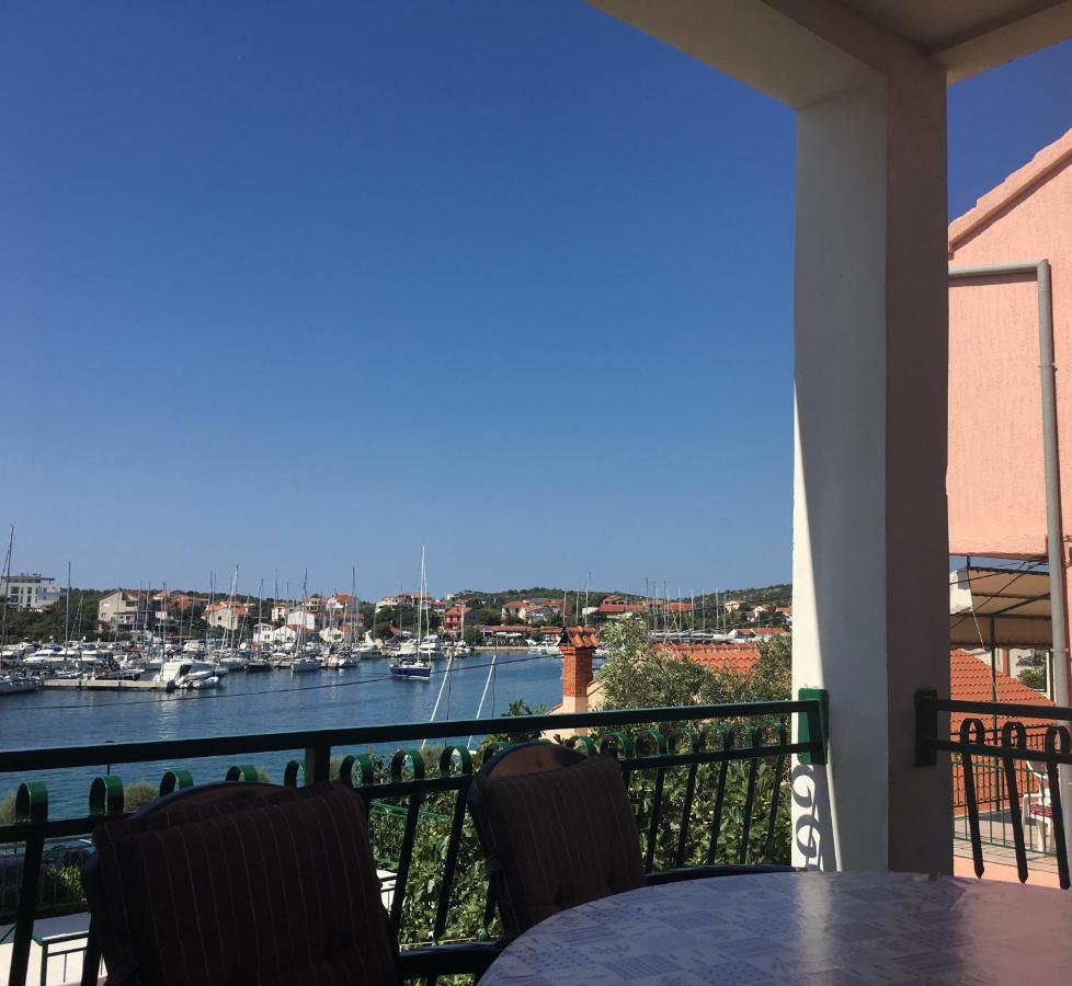 House Klarin Apartment Йезера Екстериор снимка